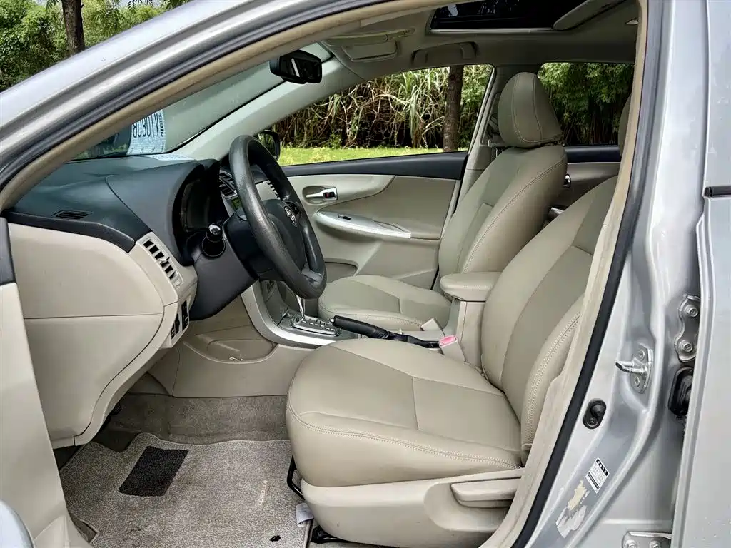 Toyota Corolla 2011 1.6L AT GL