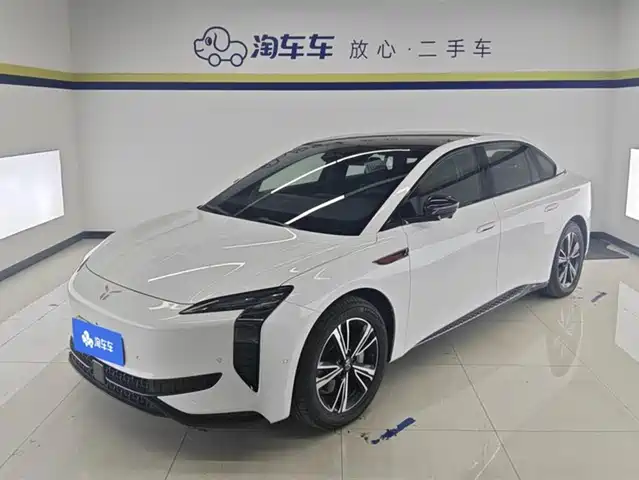 Hongqi HONGQI EH7 2024