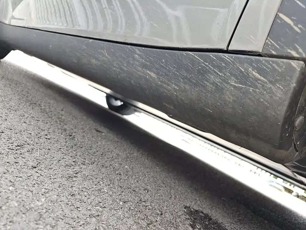 Tesla Model Y — миниатюра 17