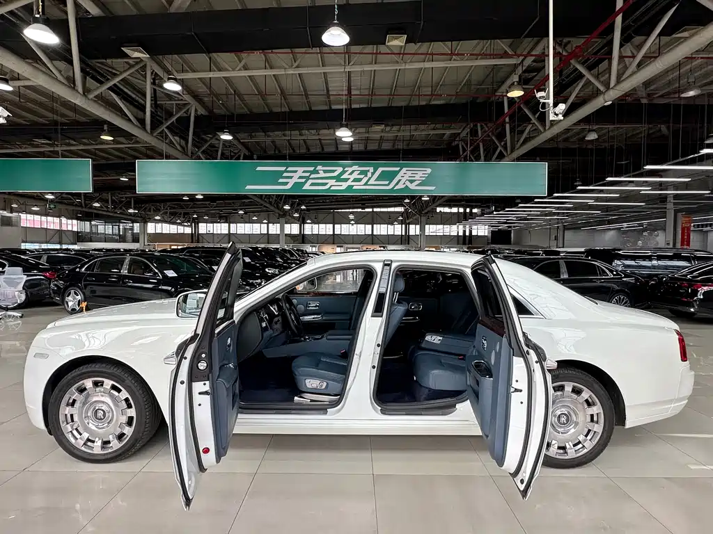 Rolls-Royce Ghost 2010 6.6T Standard