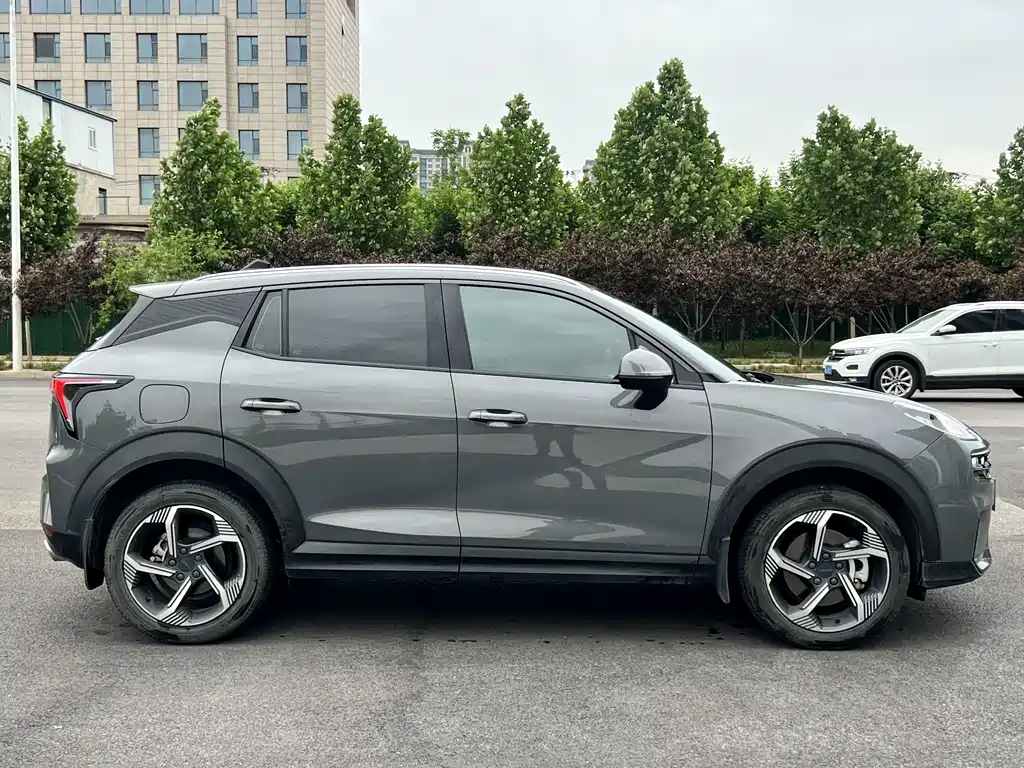 Lynk & Co 06 EM-P 2022 PHEV 84KM Pro