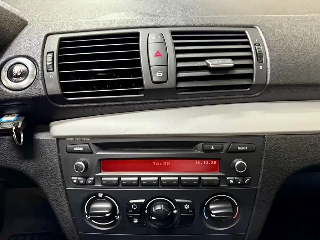 BMW 1 Series (Import) — миниатюра 13