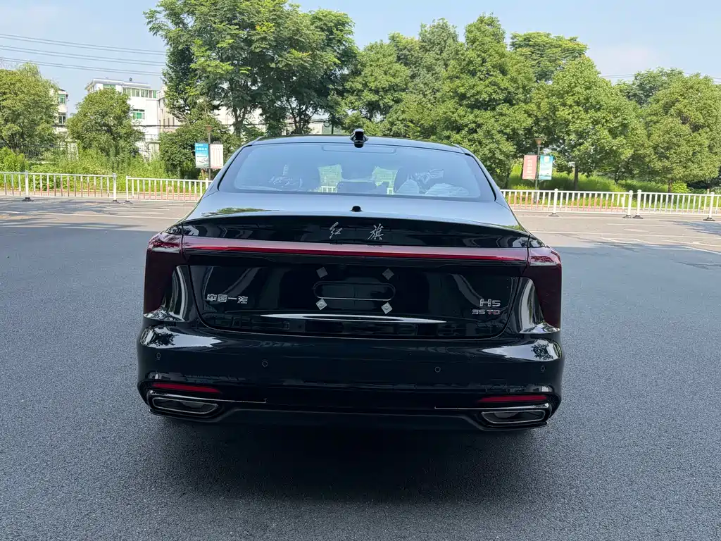 Hongqi H5 2025 1.5T DCT 200