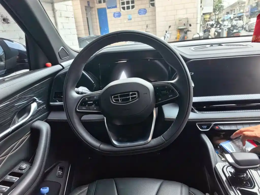 Geely Xingyue L — миниатюра 6