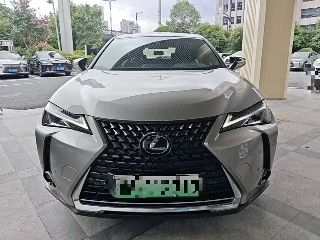 Lexus UX New Energy — миниатюра 5