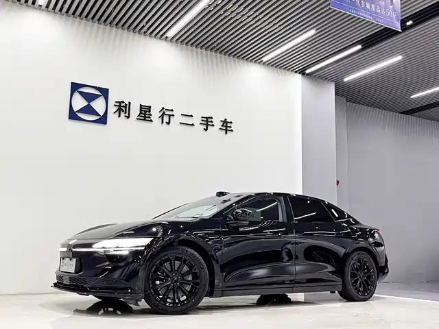 2024 Zeekr 007