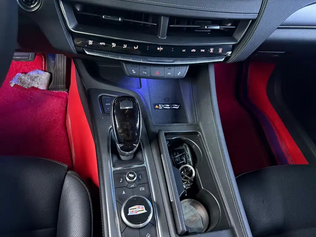 Cadillac CT5 — миниатюра 7