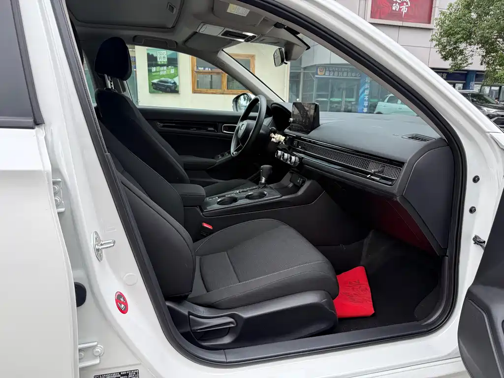 Honda Civic — миниатюра 9