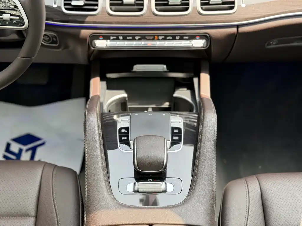 Mercedes-Benz GLE (Import) — миниатюра 11