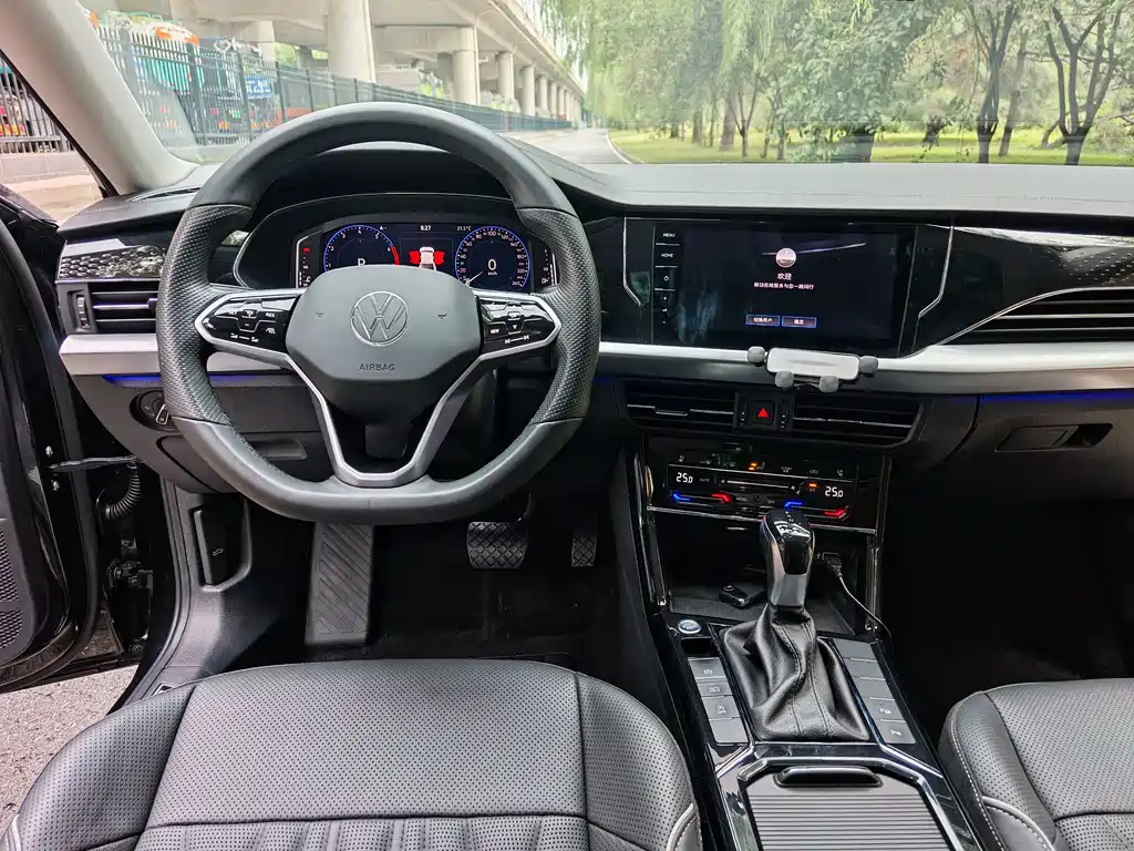 Volkswagen Passat — миниатюра 7