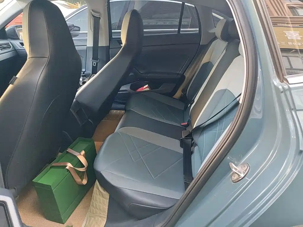 Volkswagen Lavida — миниатюра 17