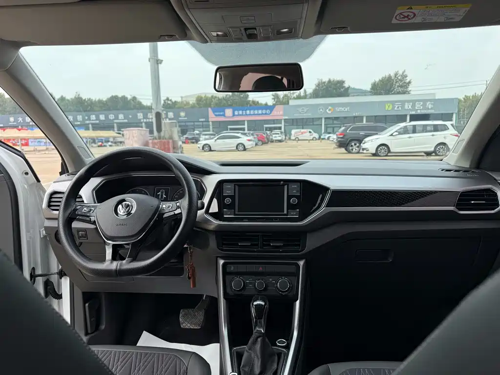 Volkswagen T-Cross — миниатюра 5