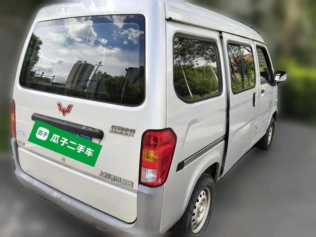 Wuling Zhiguang — миниатюра 5