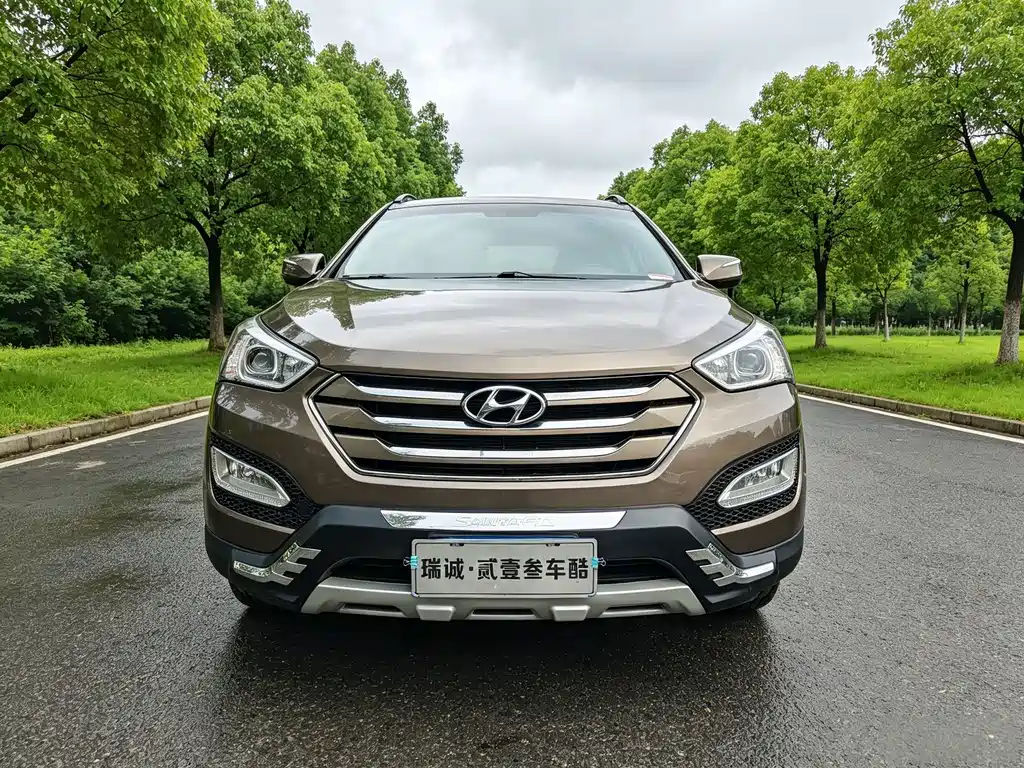 Hyundai Santa Fe — миниатюра 2
