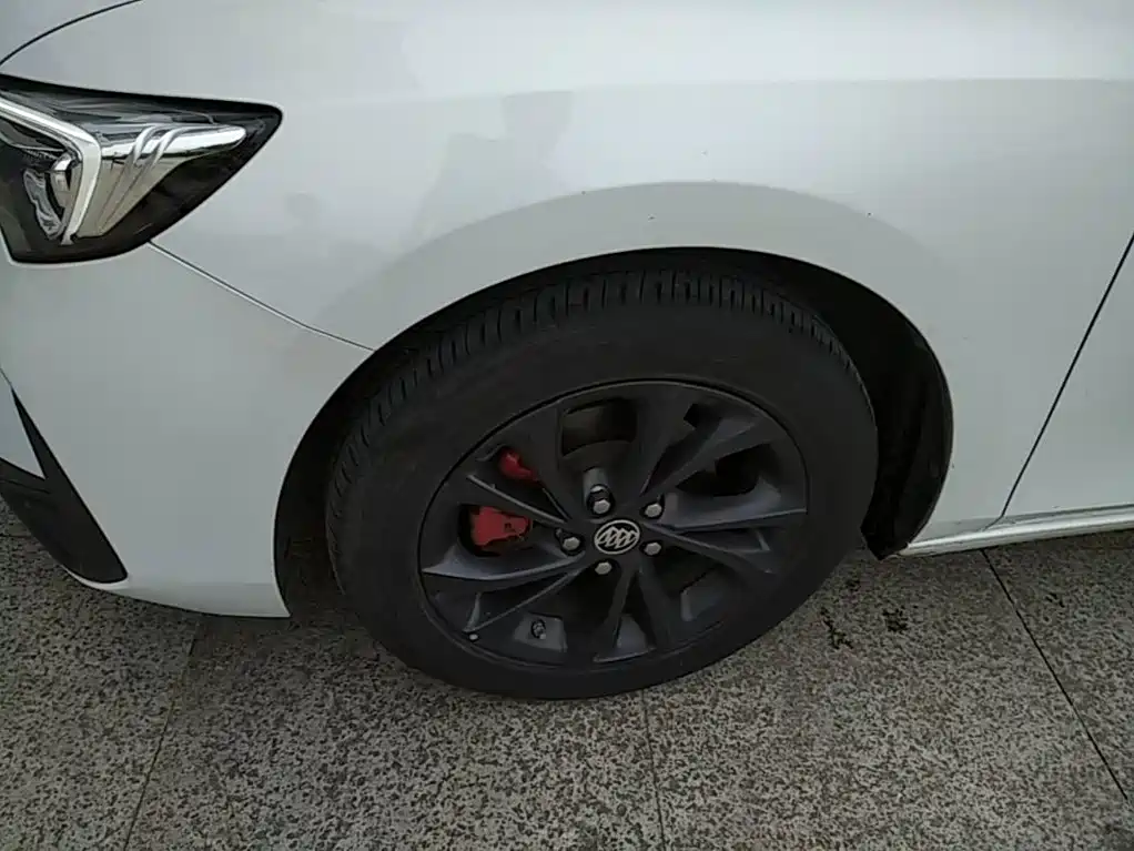 Buick Verano — миниатюра 23