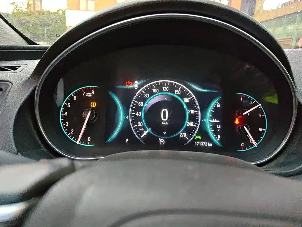 Buick Regal — миниатюра 12