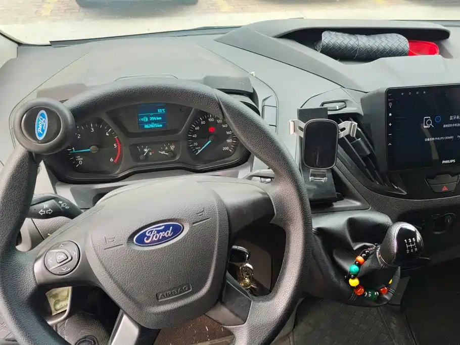 Ford Transit — миниатюра 12
