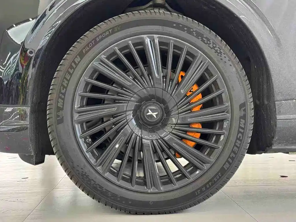 XPeng G9 — миниатюра 6