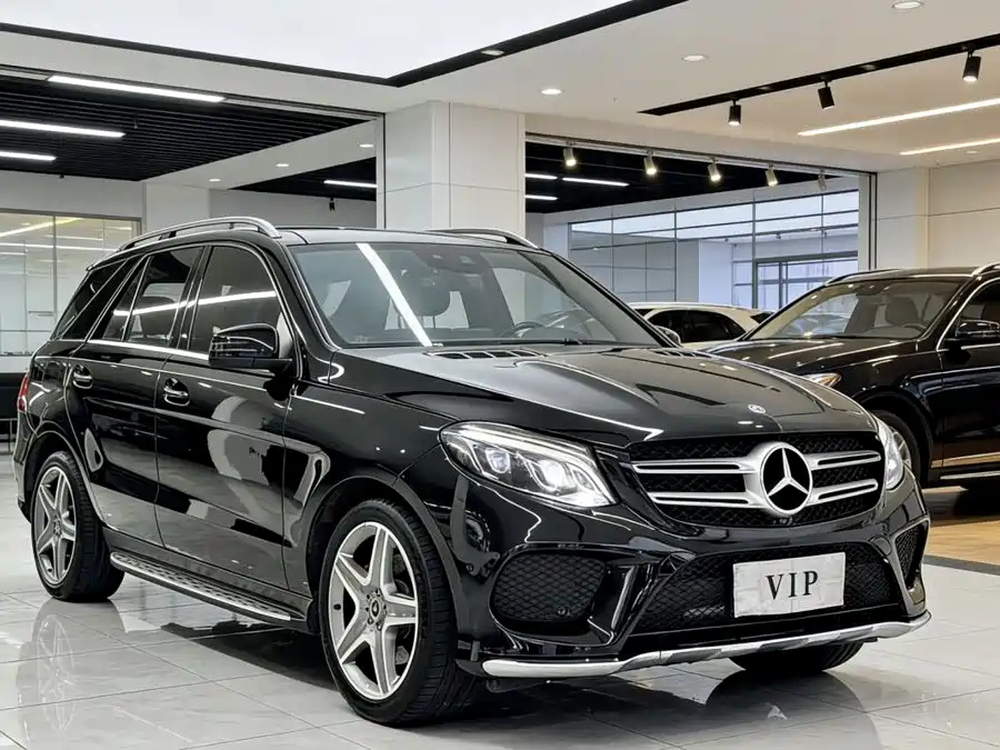 Mercedes-Benz GLE (Import) — миниатюра 3
