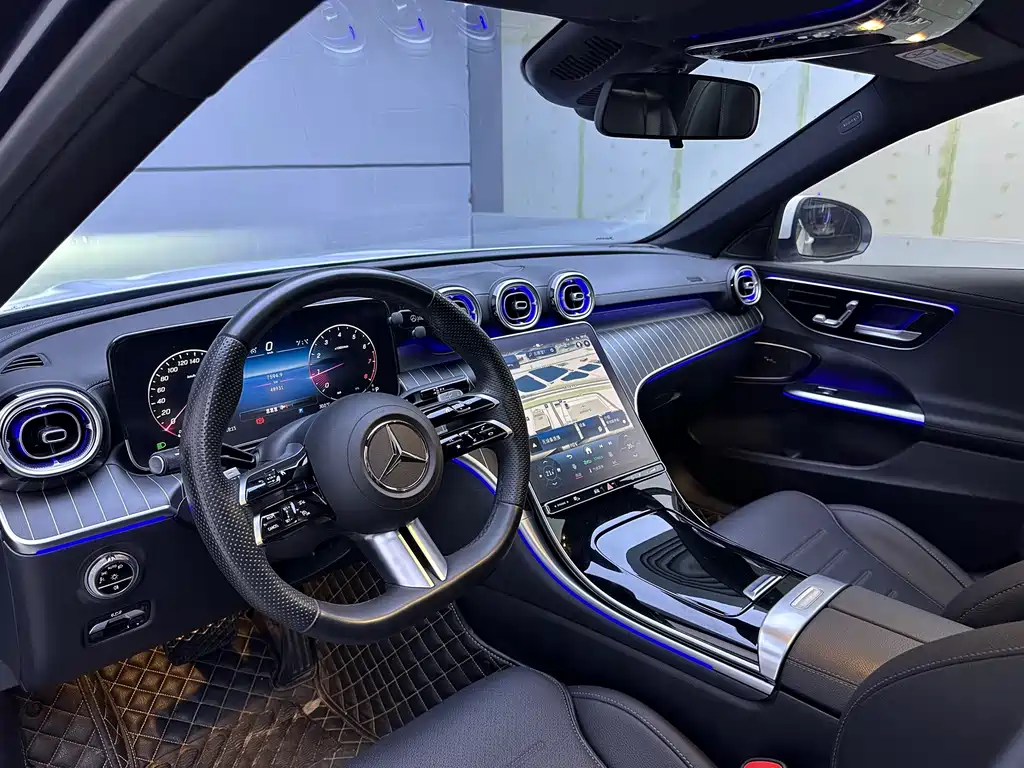 Mercedes-Benz C-Class — миниатюра 10