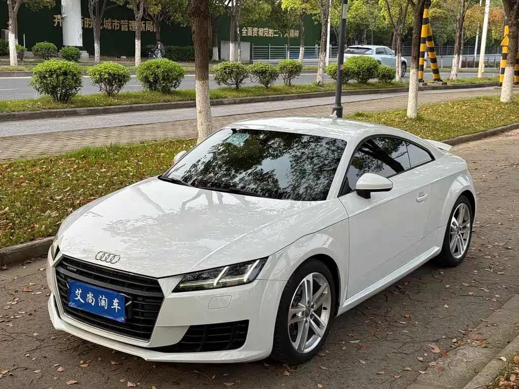 Купить Audi TT