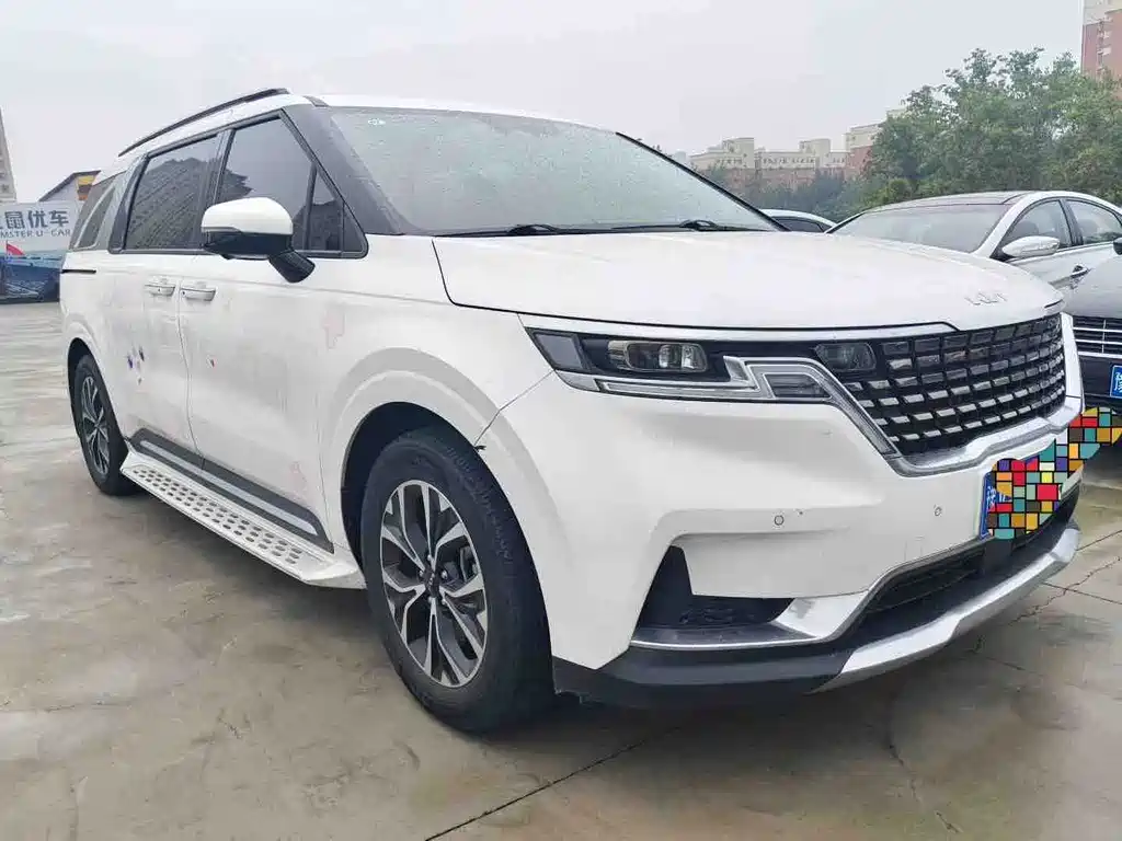 Kia Carnival — миниатюра 3