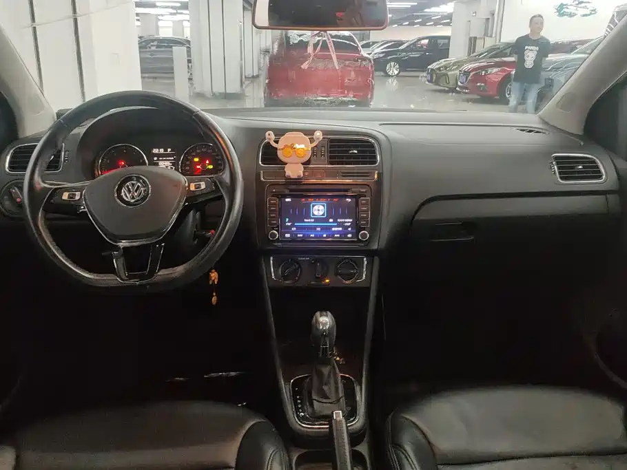 Volkswagen Polo — миниатюра 12