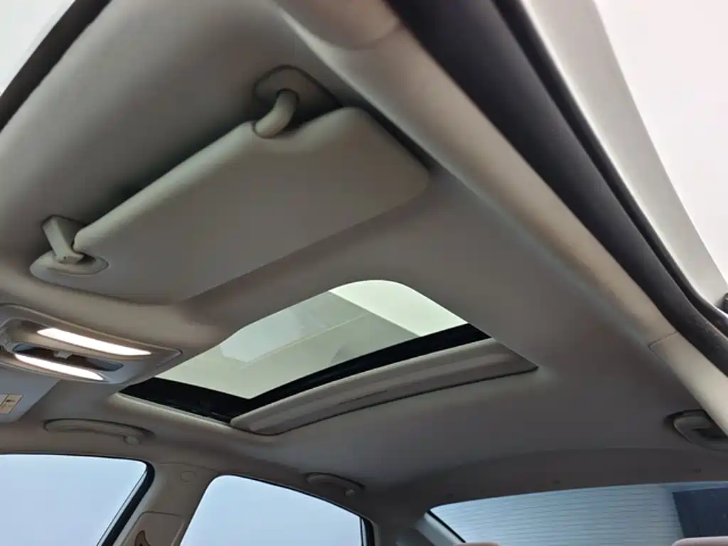 Changan Eado — миниатюра 9