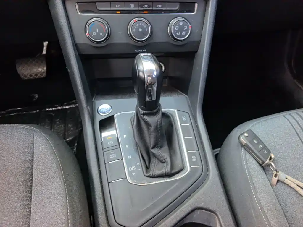 Volkswagen Tharu — миниатюра 14