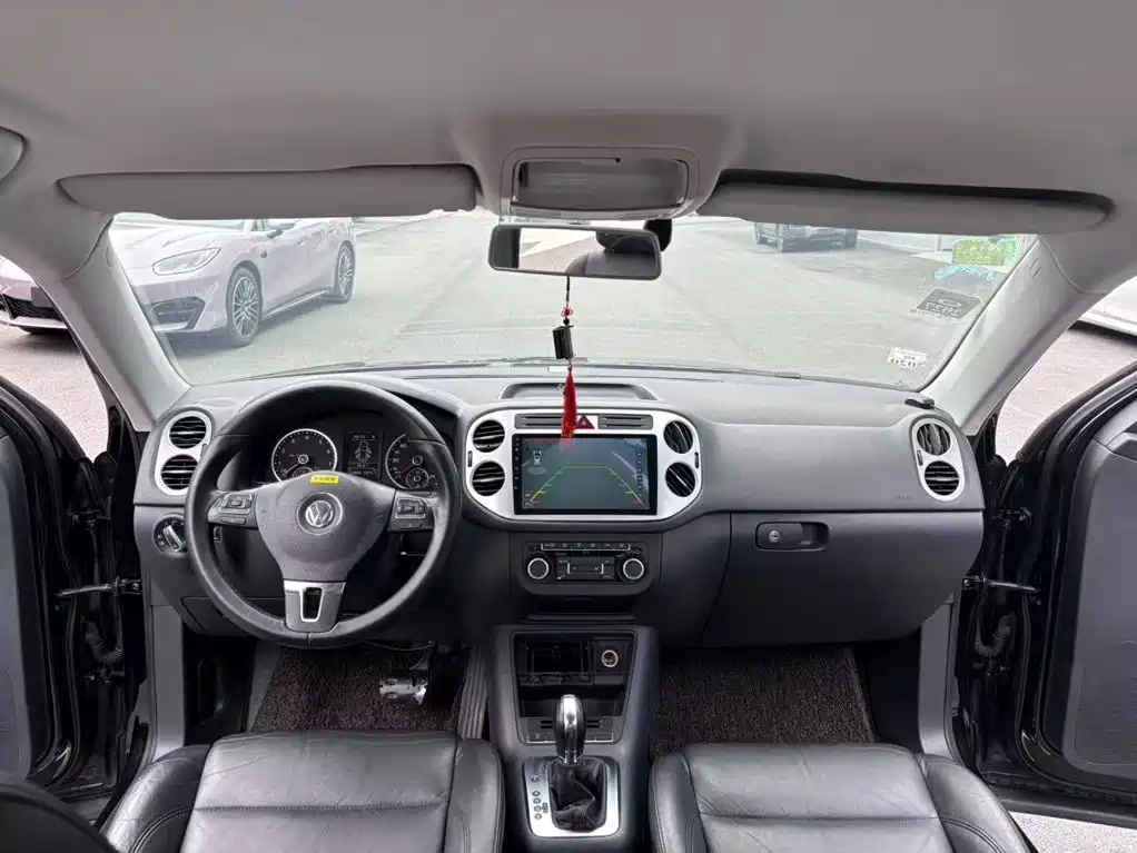 Volkswagen Tiguan — миниатюра 4