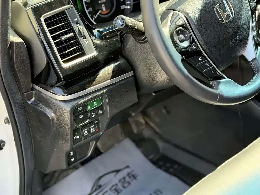 Honda Elysion — миниатюра 22