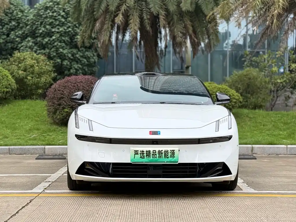 Lynk & Co 10 — миниатюра 2