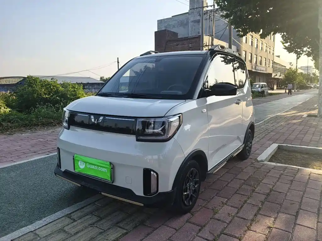 Wuling MINIEV