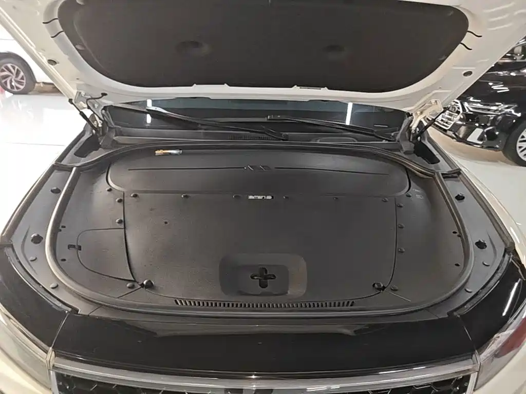 Li Auto Li ONE — миниатюра 20