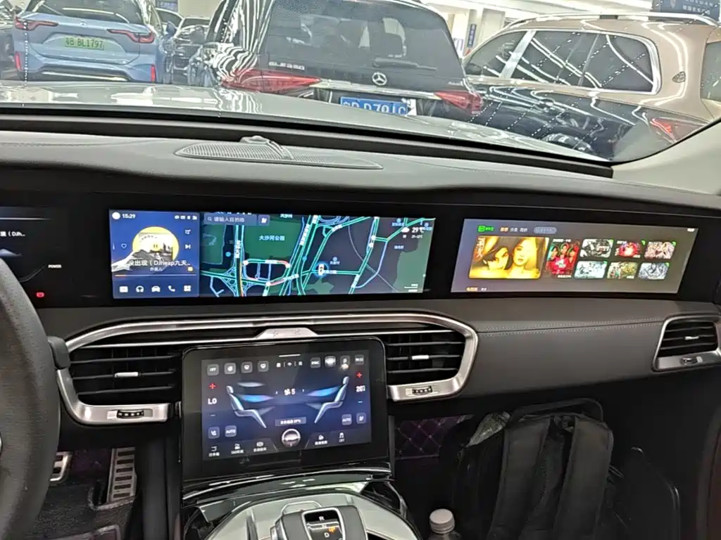 Hongqi Hongqi E-HS9 — миниатюра 13