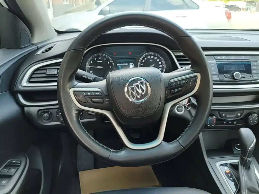 Buick Excelle — миниатюра 11