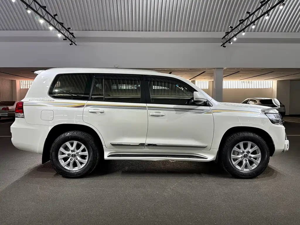 Toyota Land Cruiser 2020 4.5T