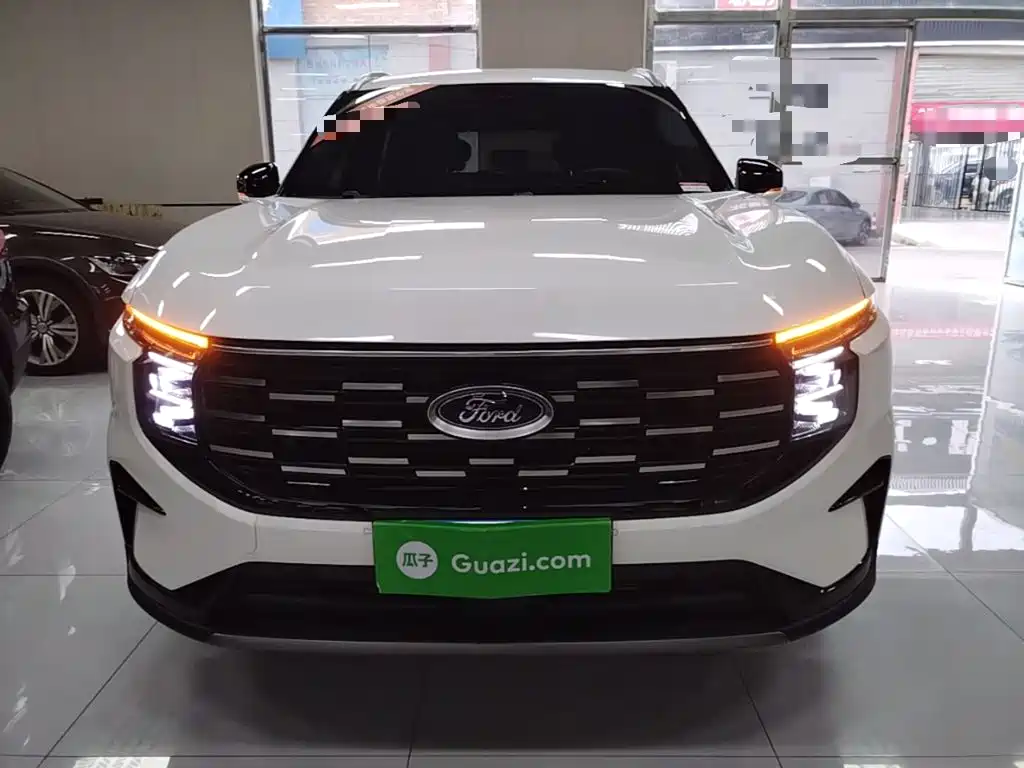Ford Edge — миниатюра 3