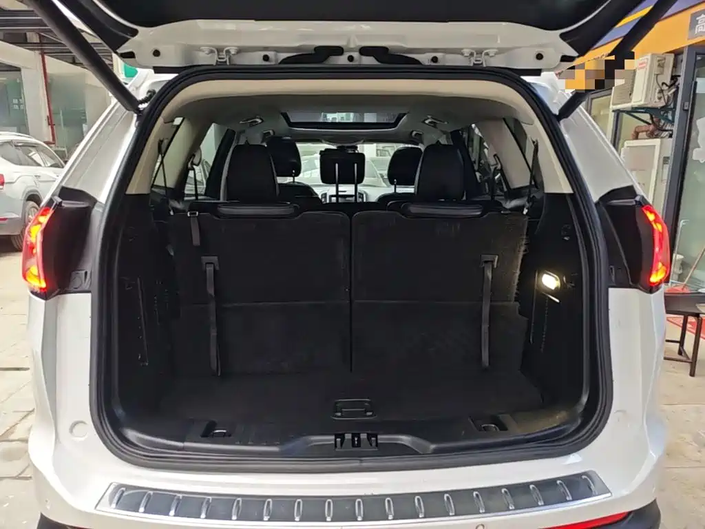 Ford Edge — миниатюра 19