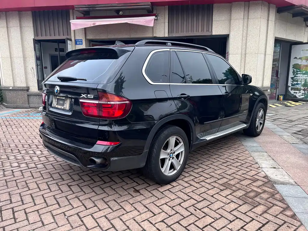 BMW X5 (Import) — миниатюра 6