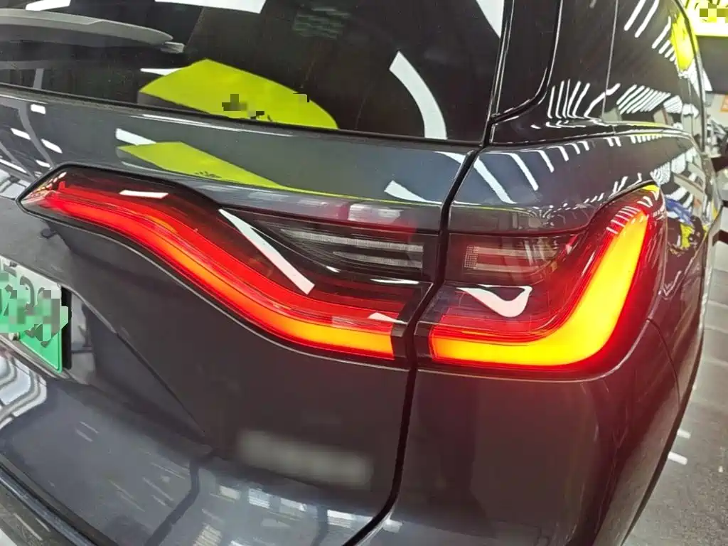 NIO ES8 — миниатюра 8