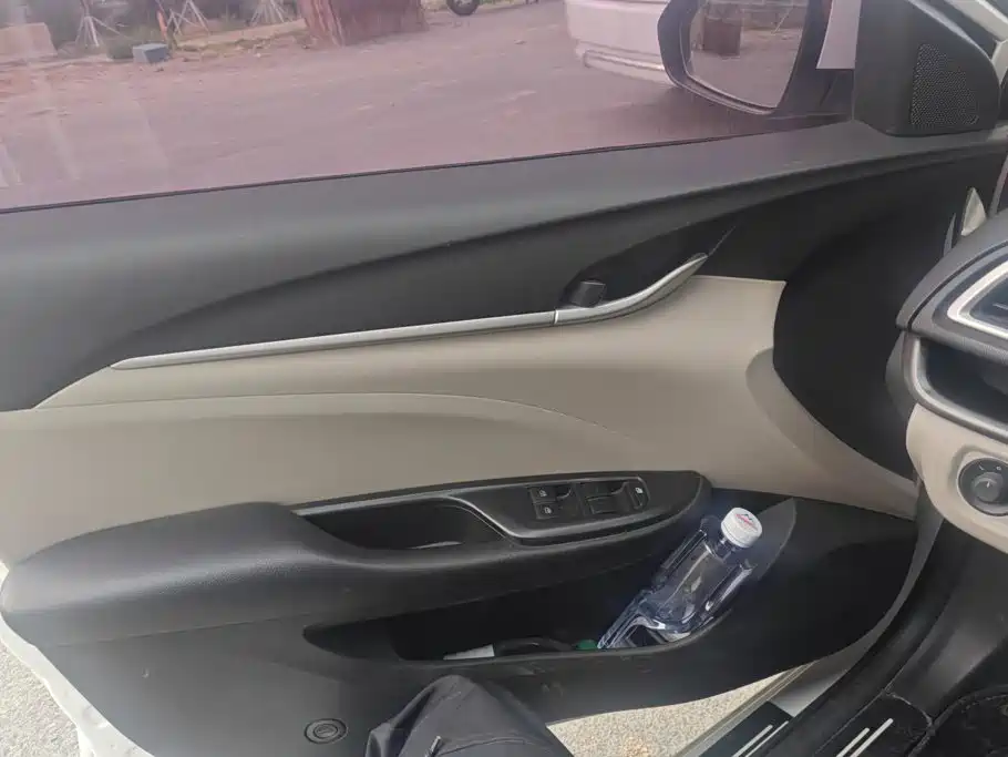 Buick Excelle — миниатюра 7