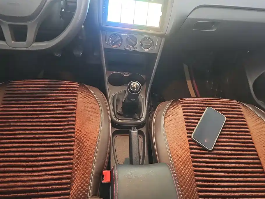 Volkswagen Polo — миниатюра 16