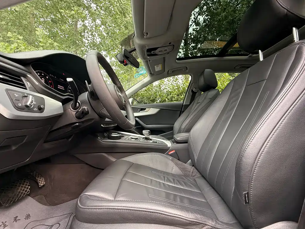 Audi A4L 2018 30 40 TFSI Fashion