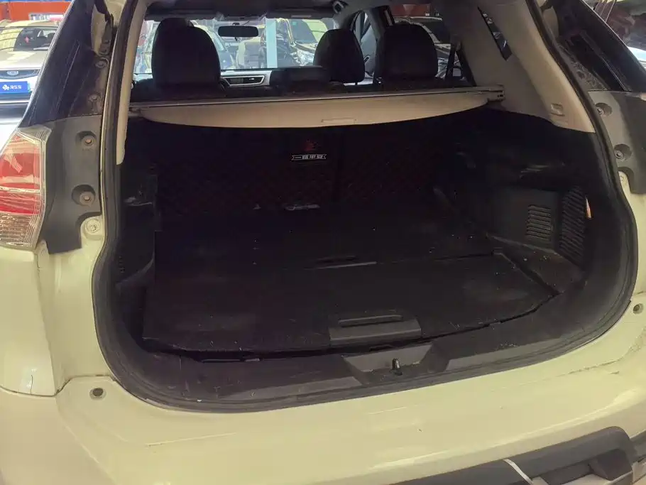 Nissan X-Trail — миниатюра 4