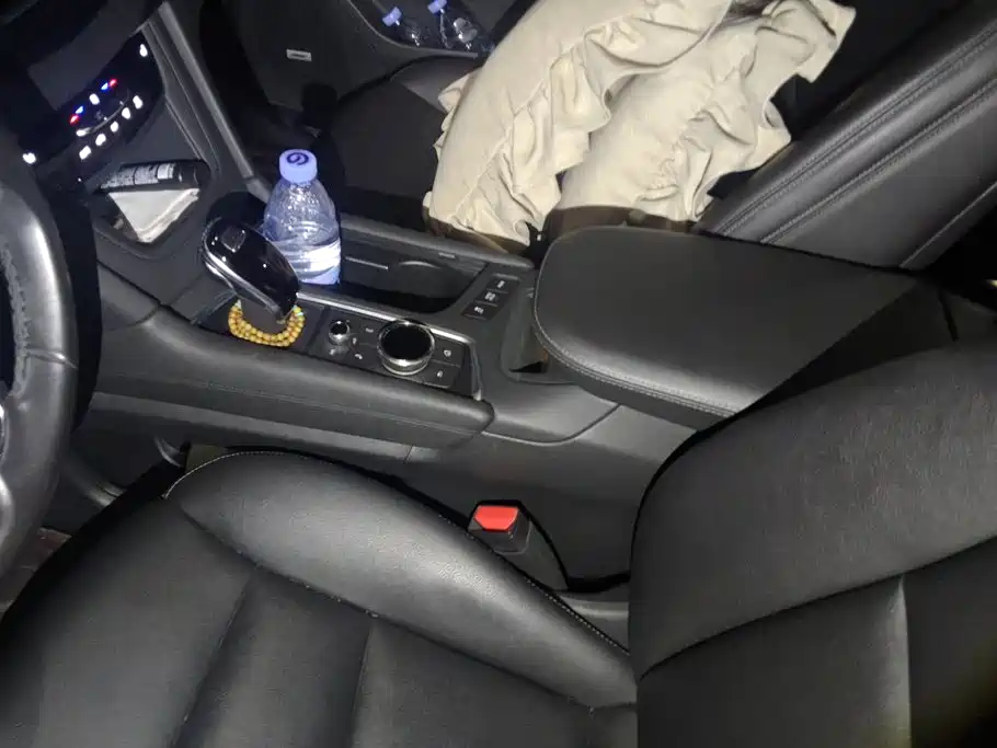 Cadillac XT5 — миниатюра 16