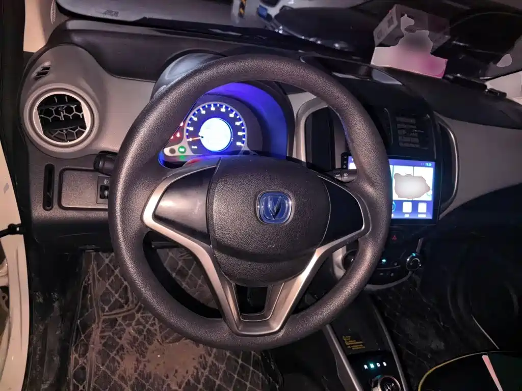 Changan Benben E-Star — миниатюра 11