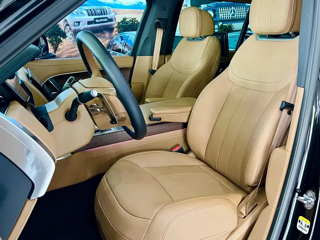 Land Rover Range Rover — миниатюра 6
