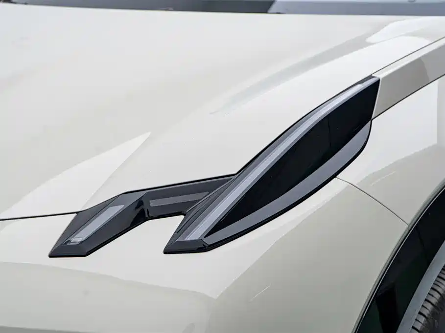 Zeekr X 2025 мест