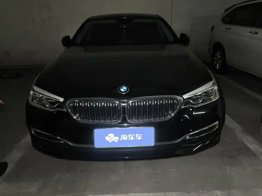 BMW 5 Series — миниатюра 2